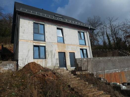 Mehrfamilienhaus zum Kauf - Erstbezug 599.000 € 9 Zimmer 280 m² 655 m² Grundstück Röllfeld Klingenberg am Main 63911