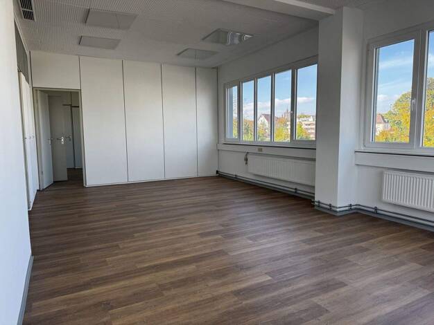 Bürofläche zur Miete 750 € 99 m² Bürofläche Breisach Breisach am Rhein 79206