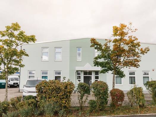 Büro-/Lagergebäude zur Miete provisionsfrei 11 € 3 Zimmer 82 m² Bürofläche Friedrich-Koenig-Straße 12 Waldbüttelbrunn Waldbüttelbrunn 97297