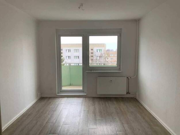 Wohnung zur Miete 314 € 2 Zimmer 49,6 m² 4. Geschoss frei ab 01.03.2026 Oelsnitzer Str. 19 Thekla Leipzig 04349