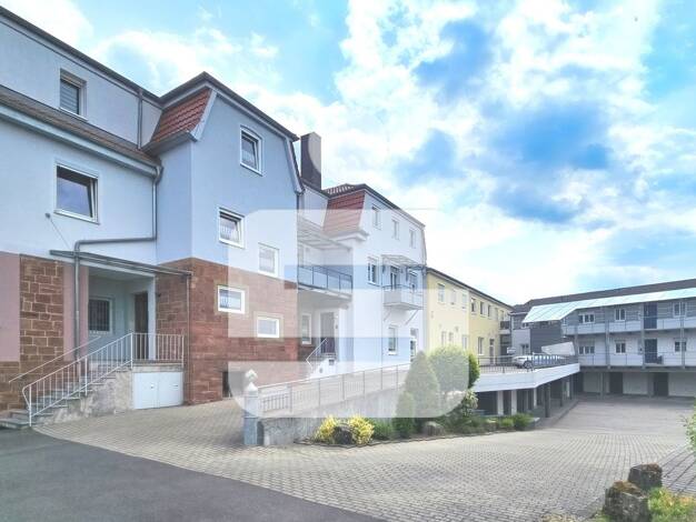 Wohn- und Geschäftshaus zum Kauf als Kapitalanlage geeignet 2.490.000 € 41 Zimmer 1.487 m² 2.318 m² Grundstück Bad Kissingen Bad Kissingen 97688