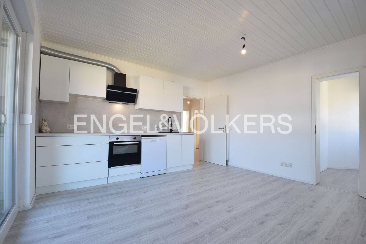 Immobilie in Großostheim - Toll saniertes Zweifamilienhaus mit ausgebautem Dachgeschoss  - für fast jeden Wohnzweck geeignet! - Bild 4