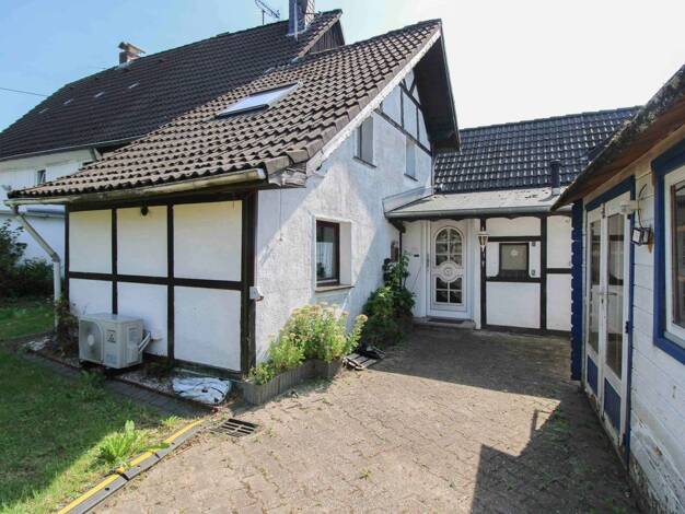 Haus zum Kauf 150.000 € 3 Zimmer 80 m² 250 m² Grundstück Busch Kürten 51515