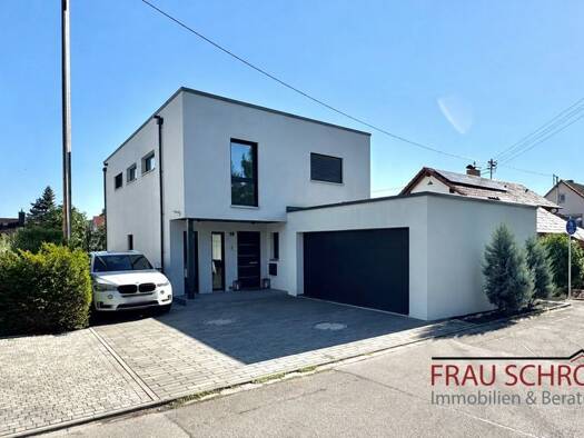 Einfamilienhaus zum Kauf 949.000 € 5,5 Zimmer 219 m² 450 m² Grundstück Hilzingen Hilzingen 78247