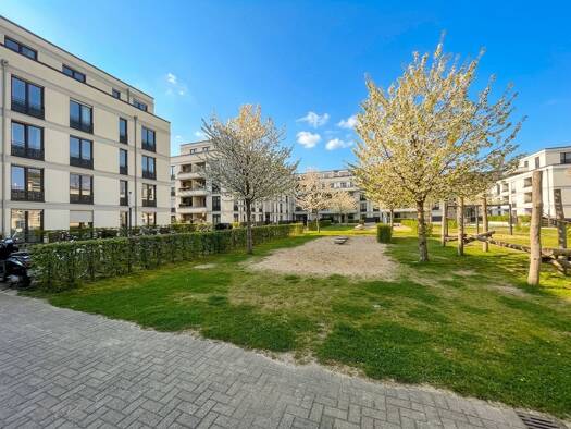 Wohnung zur Miete 1.133 € 2 Zimmer 64 m² 1. Geschoss frei ab 01.08.2026 Brachtstraße 14 Bilk Düsseldorf 40223