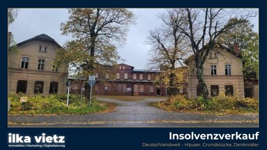 Mehrfamilienhaus zum Kauf 99.500 € 10 Zimmer 704 m² 1.967 m² Grundstück Plau Karow 19395