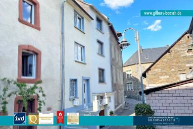 Reihenmittelhaus zum Kauf 85.000 € 4 Zimmer 75 m² 57 m² Grundstück Kues Bernkastel-Kues 54470