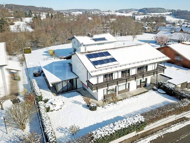 Einfamilienhaus zur Miete 2.250 € 5,5 Zimmer 218 m² 739 m² Grundstück frei ab sofort Ebersberg 85560