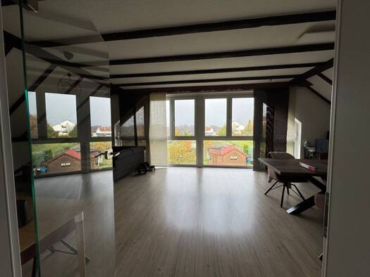 Wohnung zur Miete 750 € 2 Zimmer 82 m² Geschoss 3/3 frei ab 18.12.2025 Urweiler Sankt Wendel 66606