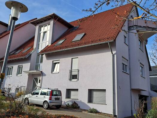 Wohnung zur Miete 790 € 3 Zimmer 79 m² Geschoss 1/3 frei ab 01.01.2026 Neustadt Neustadt an der Aisch 91413