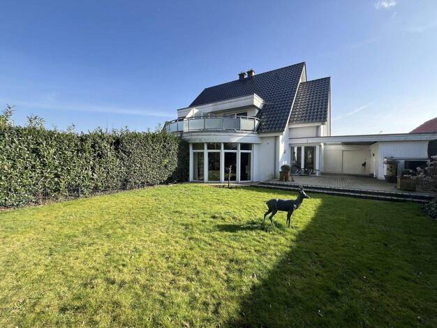 Doppelhaushälfte zum Kauf 495.000 € 5 Zimmer 176,7 m² 677 m² Grundstück Neuenkirchen 48485