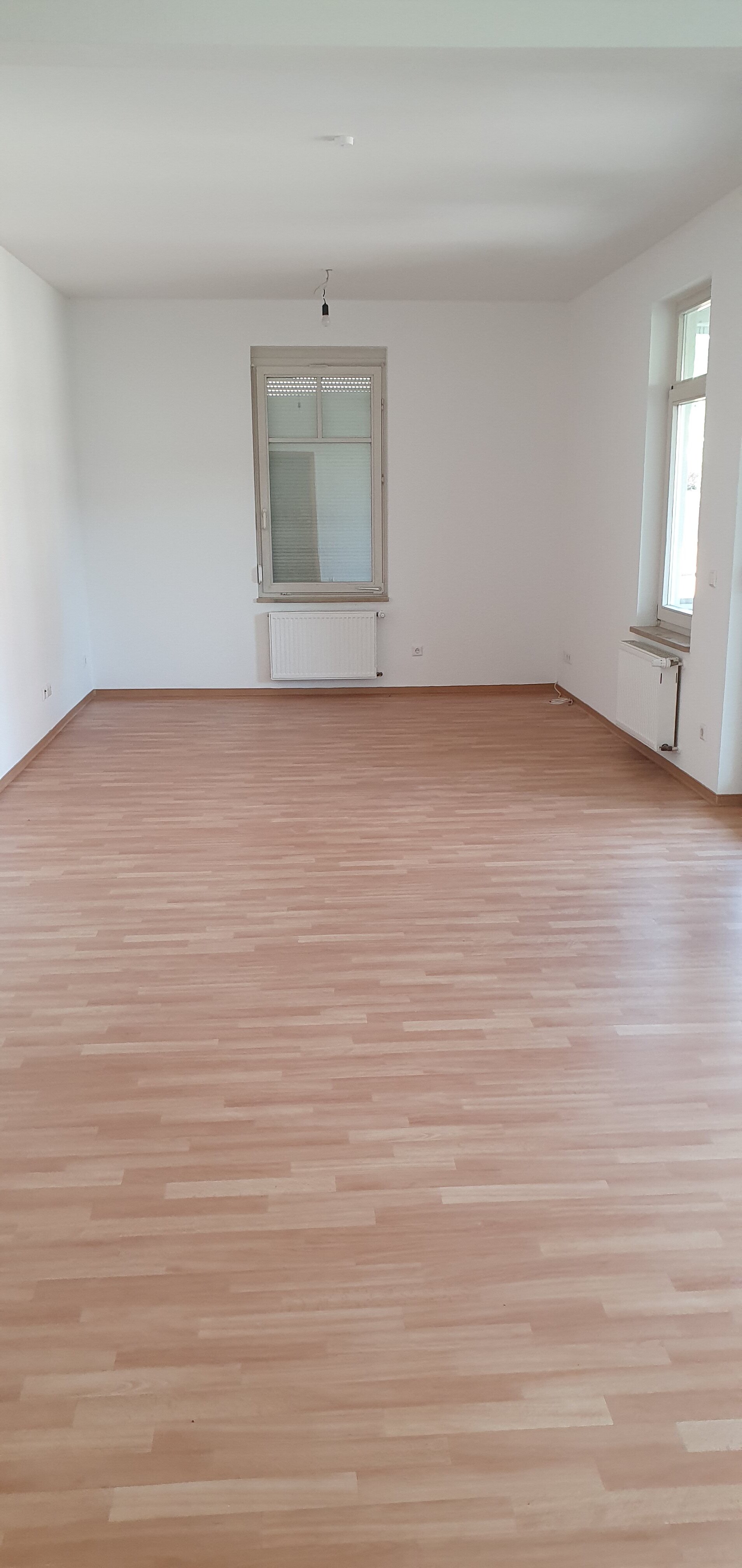 Wohnung zur Miete 1.400 € 4,5 Zimmer 123 m²<br/>Wohnfläche 1.<br/>Geschoss ab sofort<br/>Verfügbarkeit Honauer Bahn Reutlingen 72764