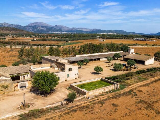 Landhaus zum Kauf 2.950.000 € 10 Zimmer 2.887 m² 450.372 m² Grundstück Inca 07300