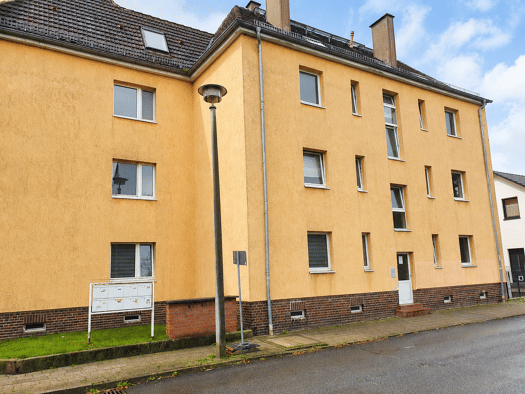 Wohnung zur Miete 380 € 1 Zimmer frei ab sofort Freiligrathstraße 13 Merseburg Merseburg 06217