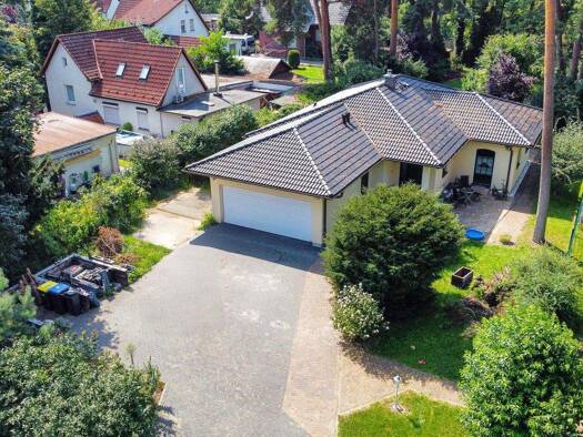 Bungalow zum Kauf 665.000 € 3 Zimmer 116 m² 1.347 m² Grundstück Falkensee 14612
