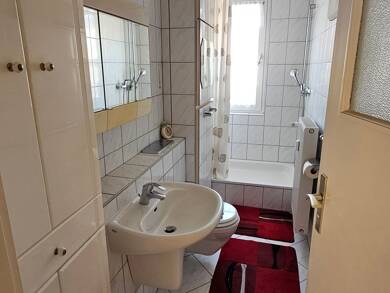 Wohnung zur Miete 350 € 4 Zimmer 74 m² frei ab sofort Eptinger Rain 69 Mücheln Mücheln (Geiseltal) 06249