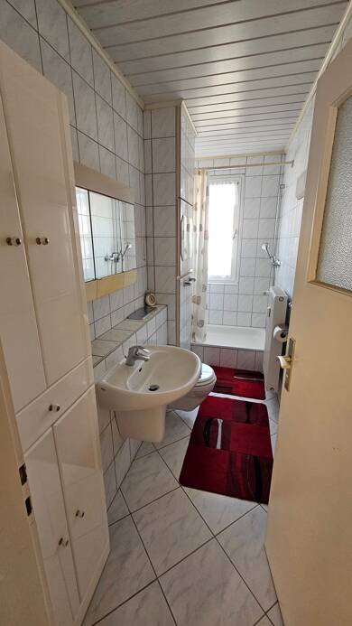 Wohnung zur Miete 350 € 4 Zimmer 74 m² frei ab sofort Mücheln Mücheln (Geiseltal) 06249