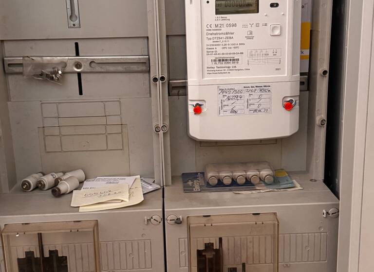 Einfamilienhaus zum Kauf 749.000 € 6 Zimmer 200 m² 1.100 m² Grundstück frei ab sofort Falkenstraße 10 Griesstätt 83556