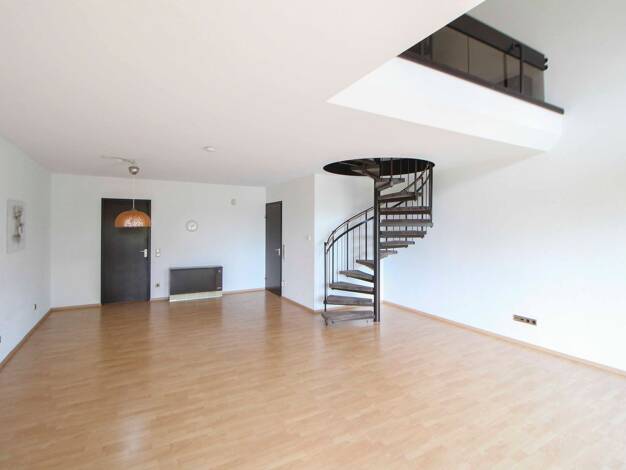 Maisonette zum Kauf 420.000 € 5,5 Zimmer 140,3 m² 1. Geschoss Ost Sindelfingen 71065