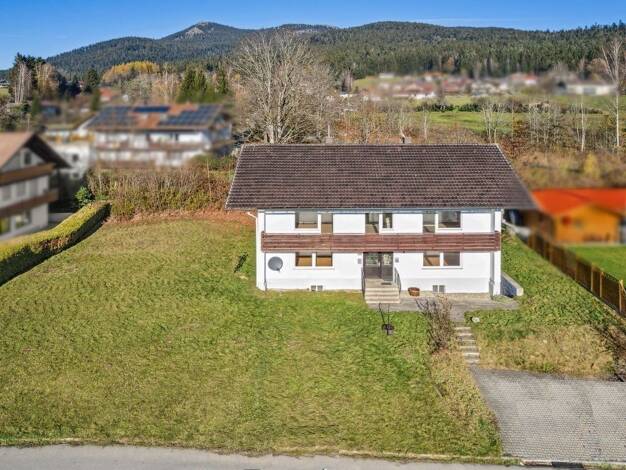 Mehrfamilienhaus zum Kauf 299.000 € 6 Zimmer 218,3 m² 1.086 m² Grundstück Lohberg Lohberg 93470
