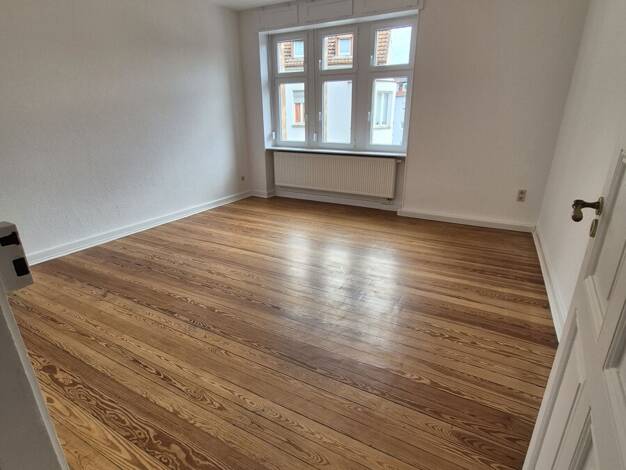 Wohnung zur Miete 600 € 2 Zimmer 64 m² St Arnual Mitte 66119