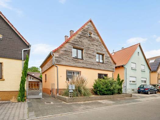 Mehrfamilienhaus zum Kauf 389.000 € 10 Zimmer 136 m² 661 m² Grundstück Oberhausen Oberhausen-Rheinhausen 68794