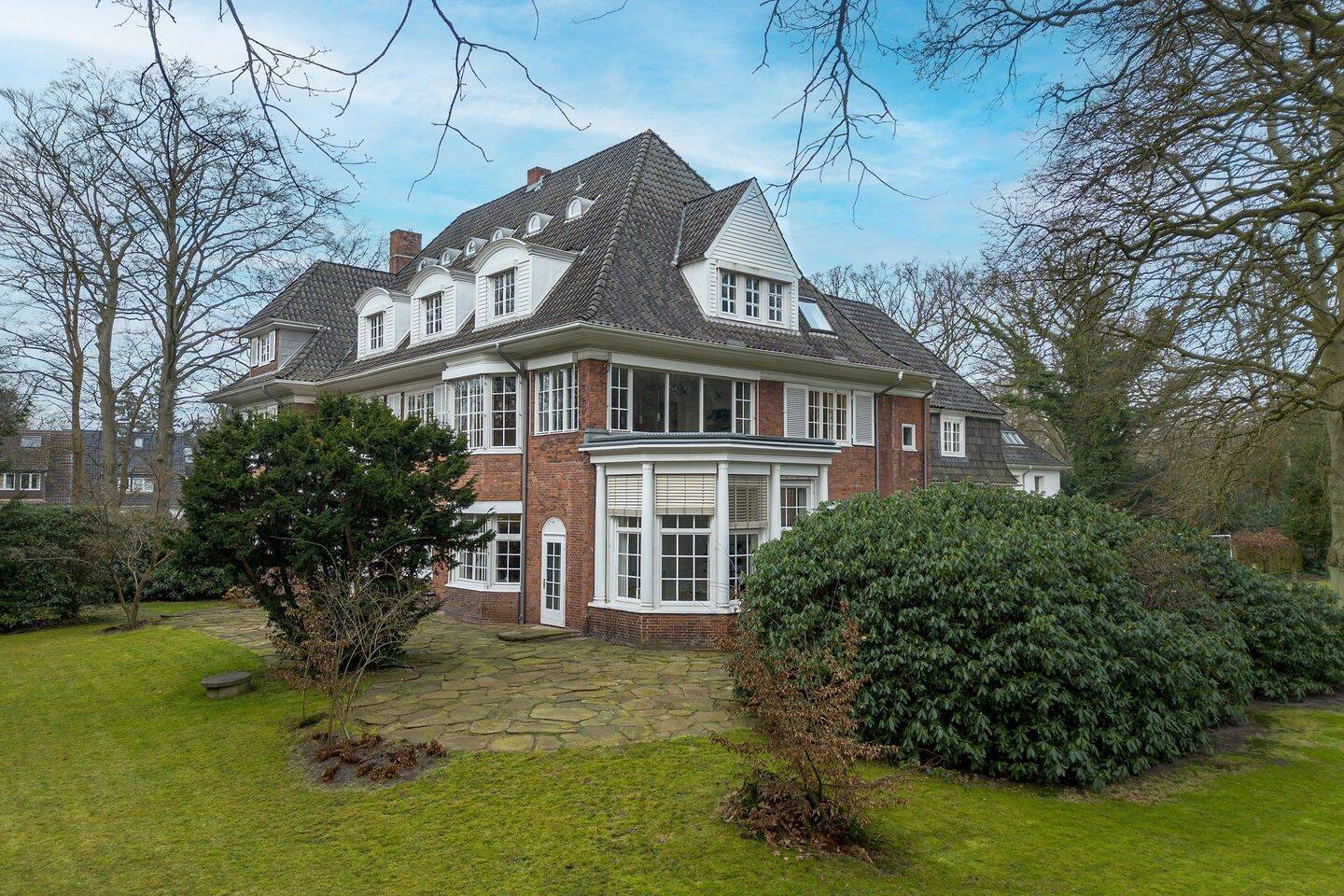 Property thumbnail 2