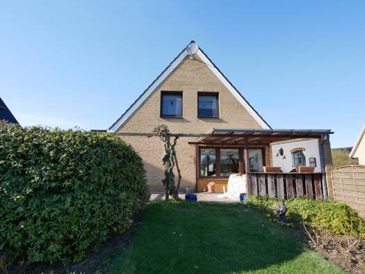 Einfamilienhaus zum Kauf 366.900 € 4 Zimmer 96,9 m² 861 m² Grundstück Bilsen 25485