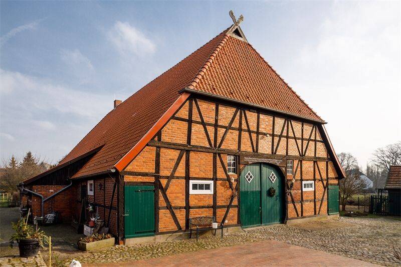 Immobilie in Amt Neuhaus - Großzügiges Anwesen mit Pferdehaltung, Ferienwohnung, Bauplätzen und vielfältigem Nutzungskonze - Bild 0