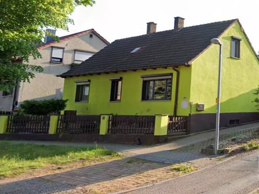 Einfamilienhaus zum Kauf 69.000 € 5 Zimmer 113,2 m² 424 m² Grundstück frei ab sofort Polleben Eisleben 06295