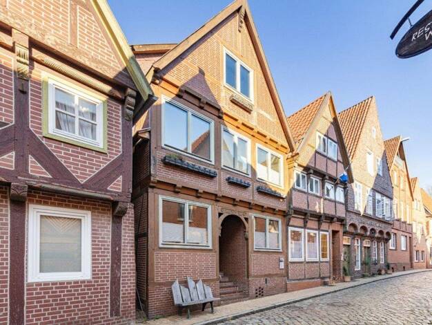 Einfamilienhaus zum Kauf 320.000 € 5 Zimmer 175 m² 127 m² Grundstück Lauenburg/Elbe 21481