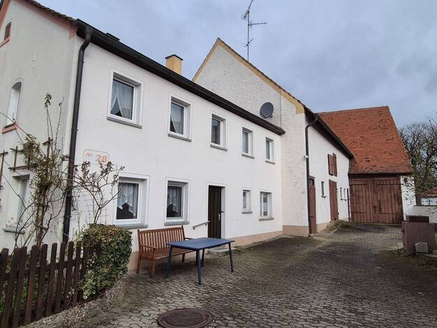 Haus zum Kauf 284.000 € 5 Zimmer 126,1 m² 830 m² Grundstück Retzelfembach Veitsbronn 90587