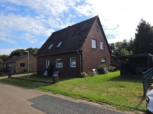 Einfamilienhaus zum Kauf 169.000 € 6 Zimmer 152 m² 972 m² Grundstück Eystrup Eystrup 27324