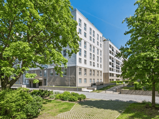 Wohnung zur Miete 1.730 € 3 Zimmer 85,7 m² 6. Geschoss Lyoner Straße 52 Schwanheim Süd 60528