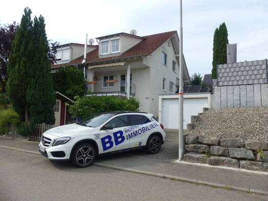 Doppelhaushälfte zum Kauf 374.000 € 6 Zimmer 114 m² 335 m² Grundstück frei ab sofort Scheer 72516