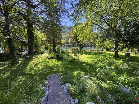 Mehrfamilienhaus zum Kauf 890.000 € 11 Zimmer 266 m² 1.227 m² Grundstück Reckingen Küssaberg 79790