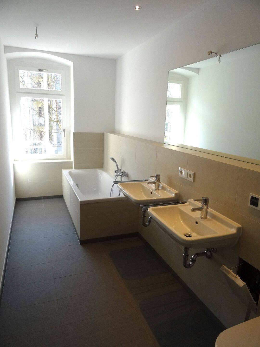 Property thumbnail 7