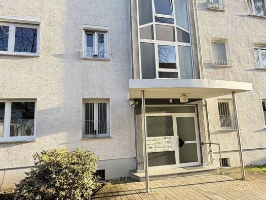 Wohnung zum Kauf 145.000 € 3 Zimmer 78,7 m² frei ab sofort Malstatt Mitte 66113