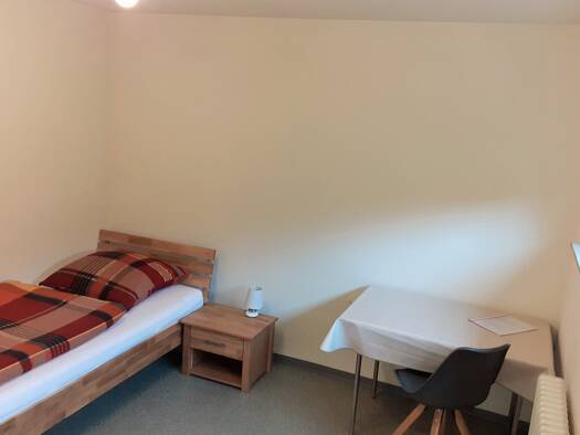 WG-Zimmer zur Miete auf Zeit 540 € 12 m² frei ab 31.10.2026 Kettemerstraße Bernhausen Filderstadt 70794