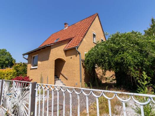 Einfamilienhaus zum Kauf 229.000 € 5 Zimmer 94,9 m² 860 m² Grundstück Wathlingen 29339