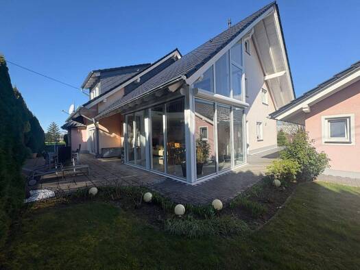 Einfamilienhaus zum Kauf 495.000 € 7,5 Zimmer 325 m² 807 m² Grundstück Sessenhausen 56244