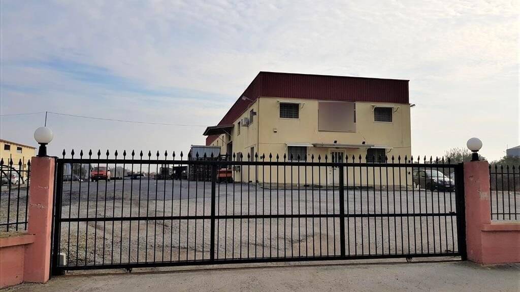 Studio zum Kauf 425.000 € 500 m² EG Thessaloniki