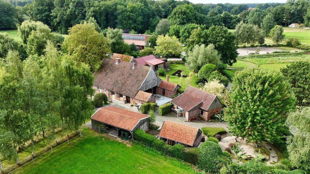 Bauernhaus zum Kauf 1.190.000 € 6 Zimmer 277 m² 8.359 m² Grundstück Salzbergen 48499