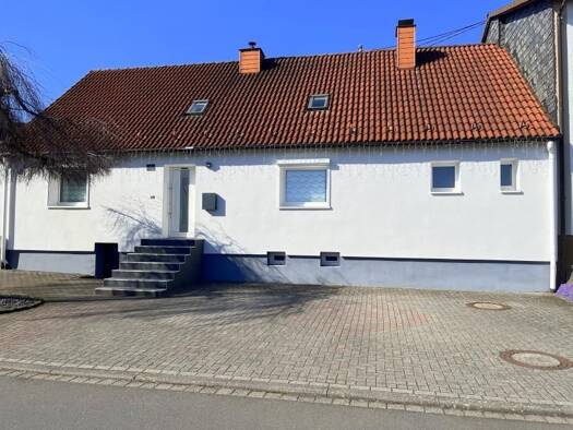 Einfamilienhaus zum Kauf 230.000 € 7 Zimmer 176 m² 666 m² Grundstück Ailertchen 56459