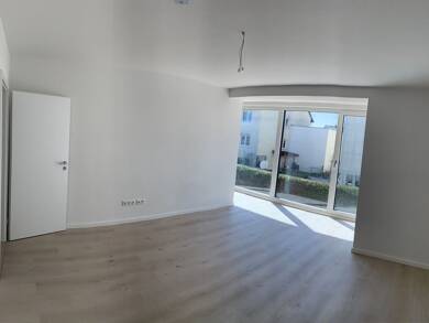 Wohnung zur Miete 1.200 € 2,5 Zimmer 93 m² Geschoss 1/2 frei ab sofort Heroldsberg Heroldsberg 90562