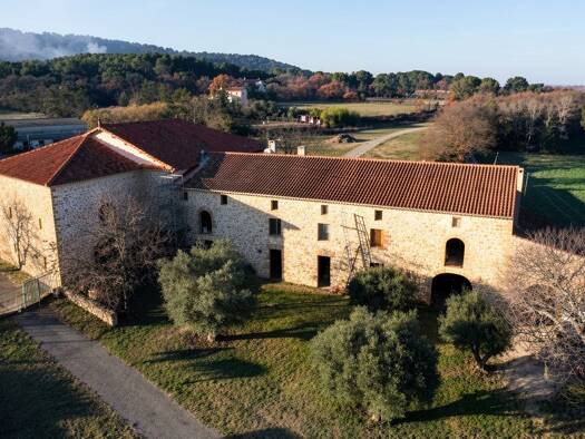 Sonstiges zum Kauf 1.589.000 € 16.000 m² Grundstück Sorgues 84230