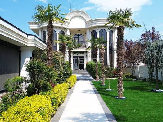 Haus zum Kauf 1.245.000 € 520 m² 758 m² Grundstück Inegöl