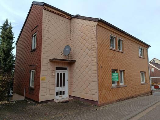 Mehrfamilienhaus zum Kauf 159.000 € 7 Zimmer 160 m² 659 m² Grundstück frei ab sofort Wemmetsweiler Merchweiler 66589