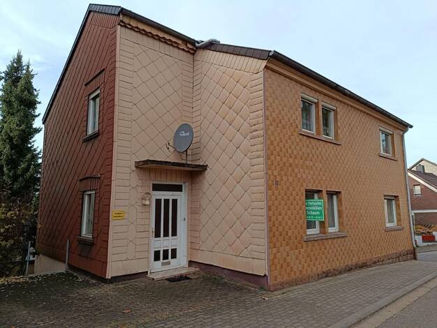 Mehrfamilienhaus zum Kauf 159.000 € 7 Zimmer 160 m² 659 m² Grundstück frei ab sofort Wemmetsweiler Merchweiler 66589