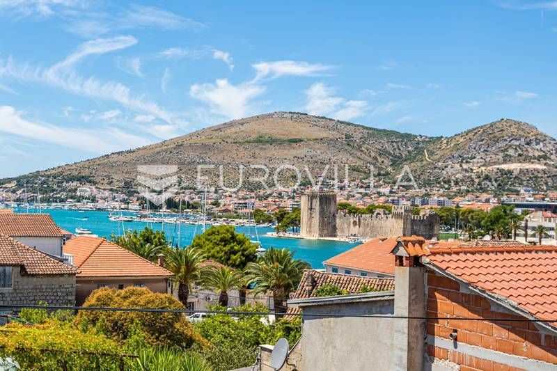 Wohnung zum Kauf 640.000 € 3 Zimmer 126 m²<br/>Wohnfläche 4.<br/>Geschoss Seget Donji Trogir center 21220